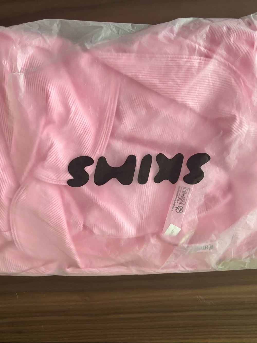 Skims  Bubblegum Pink Short Sleeve Sleep Set - Size Large
